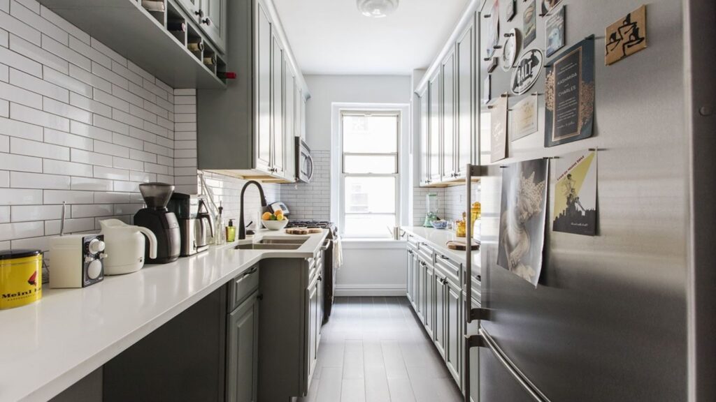 How to Select and Install Backsplash Tiles for Your Kitchen Remodel