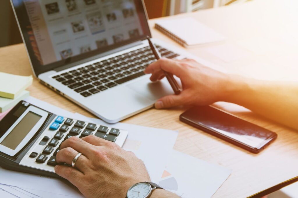 Coworking or Office Lease? Find Out the True Costs Coworking or Office Lease